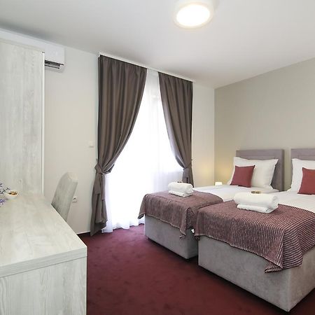 Maxim Rooms & Apartments Сплит Экстерьер фото