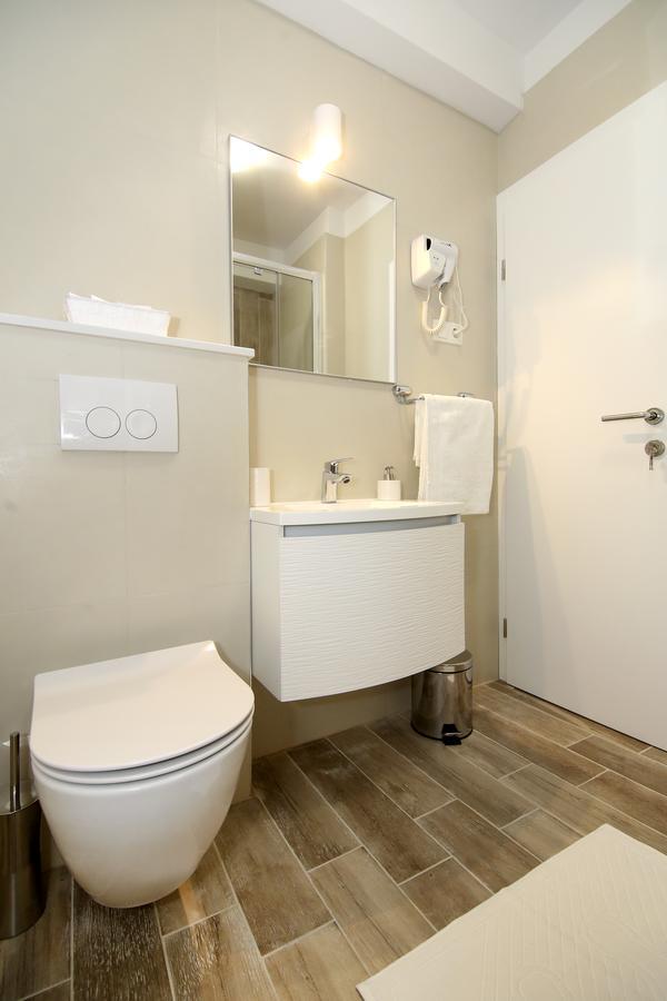 Maxim Rooms & Apartments Сплит Экстерьер фото