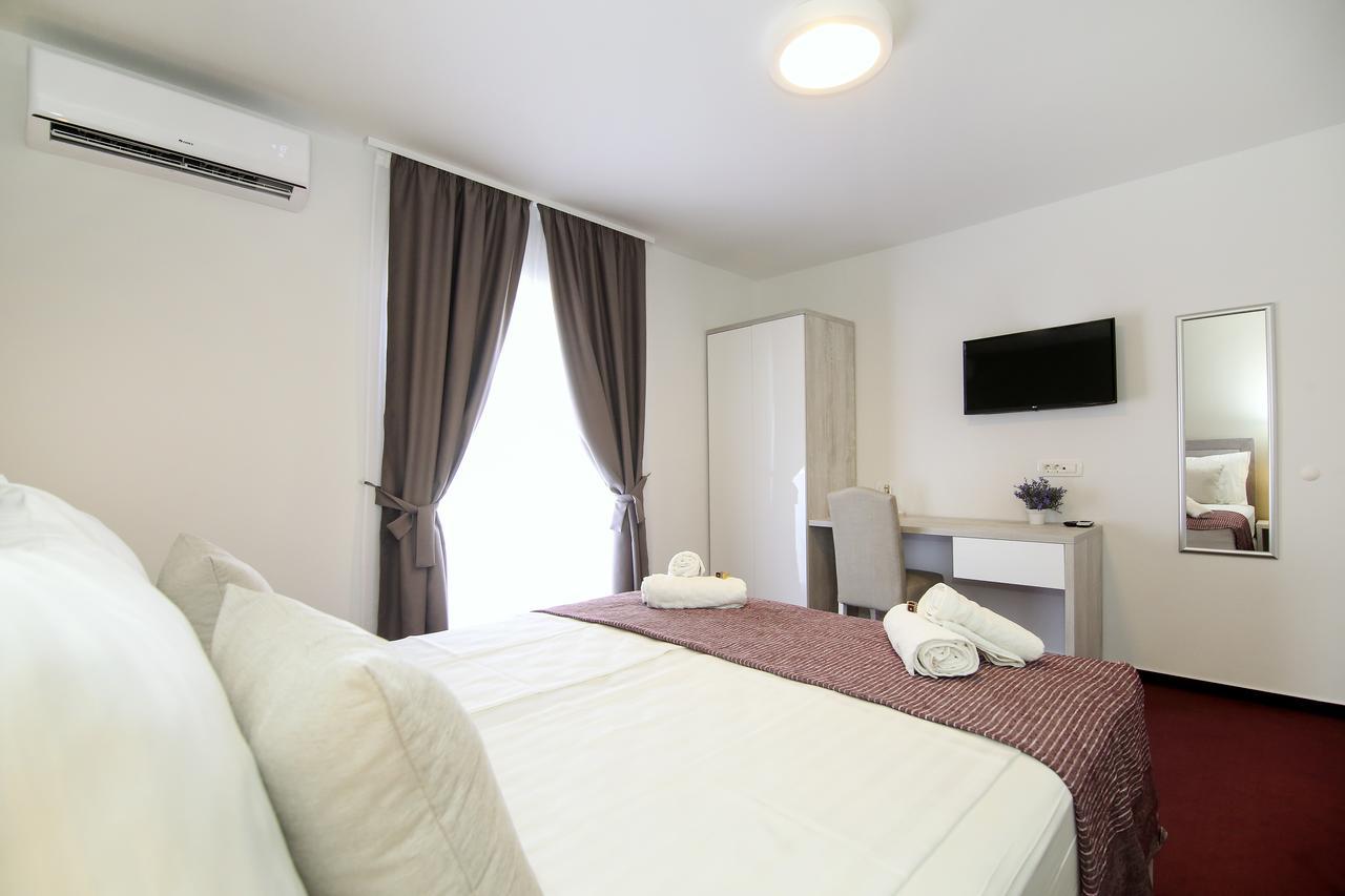 Maxim Rooms & Apartments Сплит Экстерьер фото