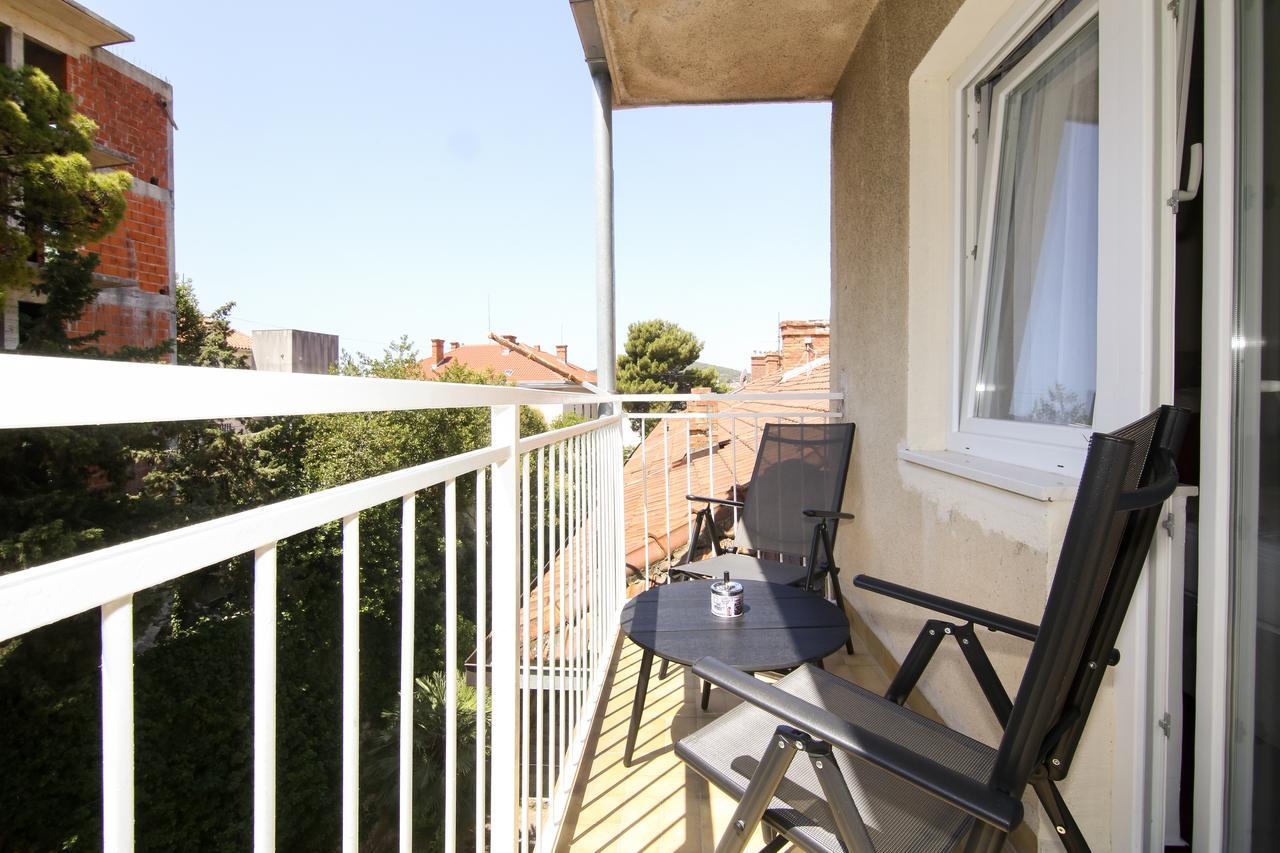 Maxim Rooms & Apartments Сплит Экстерьер фото
