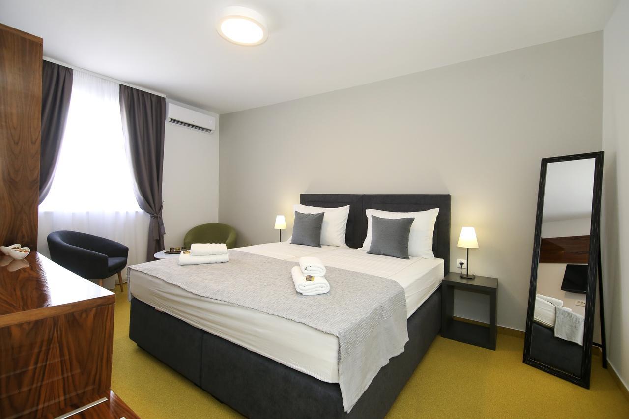 Maxim Rooms & Apartments Сплит Экстерьер фото